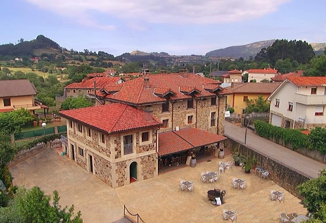 Posada Casa Rosalia Кастро-Урдиалес Экстерьер фото